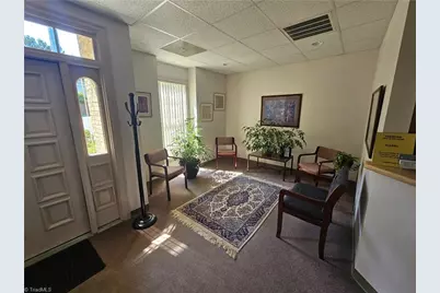 3707 W Market Street #D, Greensboro, NC 27403 - Photo 5
