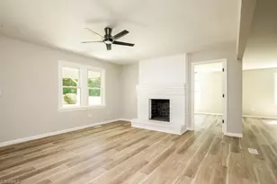 348 Albany St, Burlington, NC 27215 - Photo 3