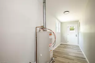 348 Albany St, Burlington, NC 27215 - Photo 15