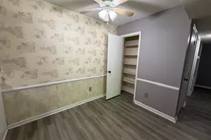 5611 Hornaday Rd, Greensboro, NC 27409 - Photo 13