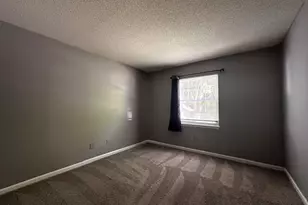 5611 Hornaday Rd, Greensboro, NC 27409 - Photo 5