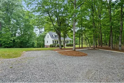 4411 Deacon Court, High Point, NC 27265 - Photo 5