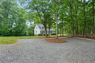4411 Deacon Ct, High Point, NC 27265 - Photo 5