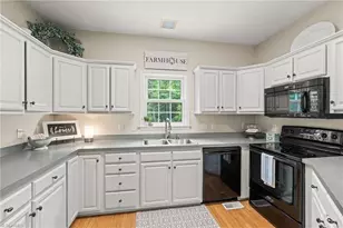 4411 Deacon Ct, High Point, NC 27265 - Photo 13