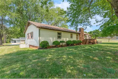 154 Meadowview Road, Mocksville, NC 27028 - Photo 3