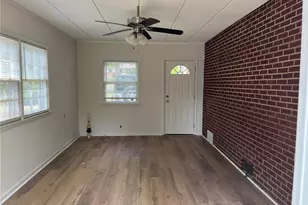 3911 Raintree Dr, Greensboro, NC 27407 - Photo 3