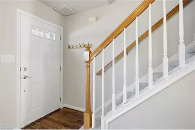 302 Carrington Lane, Thomasville, NC 27360 - Photo 3
