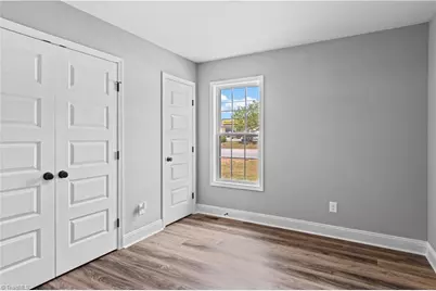100 Hillside Drive, Thomasville, NC 27360 - Photo 21