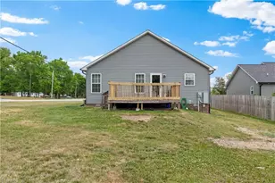 100 Hillside Dr, Thomasville, NC 27360 - Photo 25
