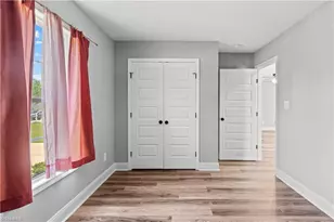 100 Hillside Dr, Thomasville, NC 27360 - Photo 19