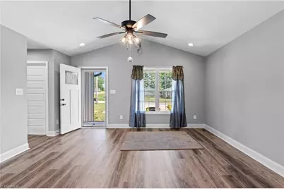 100 Hillside Drive, Thomasville, NC 27360 - Photo 5