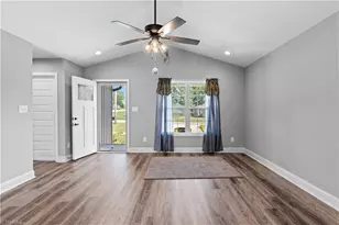 100 Hillside Dr, Thomasville, NC 27360 - Photo 5