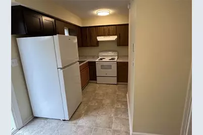506 Summit Street #2, Madison, NC 27025 - Photo 3