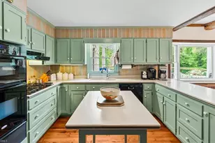 2109 Medford Ln, Greensboro, NC 27408 - Photo 13
