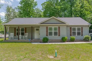 1 Lambeth Dr, Thomasville, NC 27360 - Photo 1