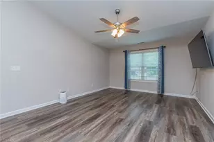 1 Lambeth Dr, Thomasville, NC 27360 - Photo 17