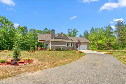 625 Robertson Road, McLeansville, NC 27301 - Photo 33