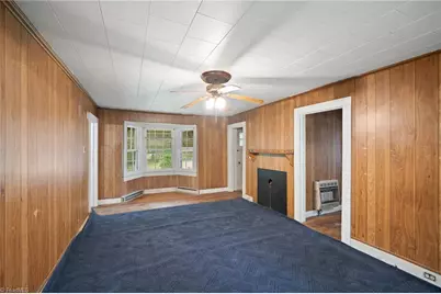 129 W Finch Avenue, Denton, NC 27239 - Photo 13