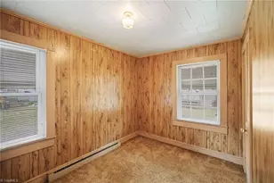 129 W Finch Ave, Denton, NC 27239 - Photo 9