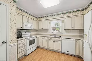 4001 Marie Dr, Winston-Salem, NC 27127 - Photo 7