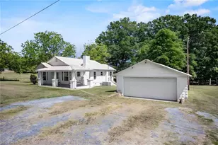 792 Academy St, Franklinville, NC 27248 - Photo 7