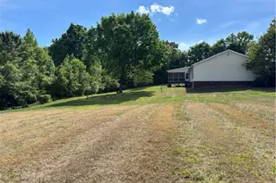 858 George Murphy Rd, Winston-Salem, NC 27107 - Photo 25