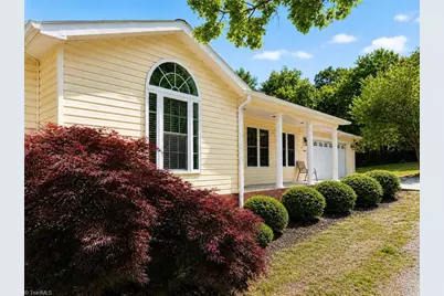 858 George Murphy Road, Winston-Salem, NC 27107 - Photo 3