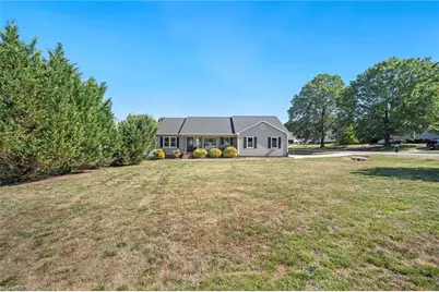 102 Birchwood Court, Trinity, NC 27370 - Photo 3