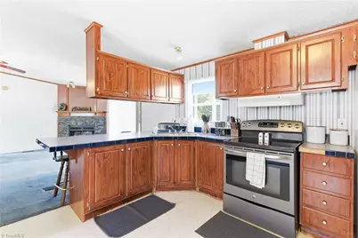 580 Mangum Road, Reidsville, NC 27320 - Photo 19