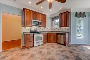 205 Heritage Hill Dr, Jamestown, NC 27282 - Photo 13