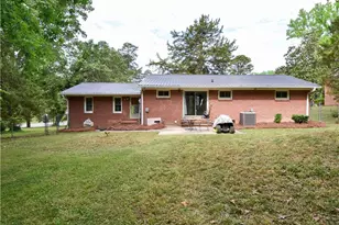 515 Manor Dr, High Point, NC 27260 - Photo 17