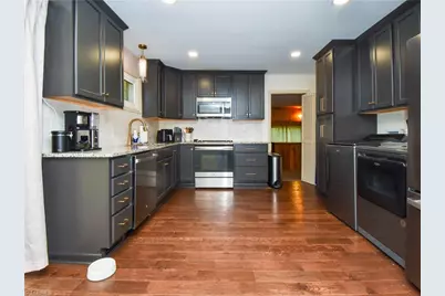 515 Manor Drive, High Point, NC 27260 - Photo 5