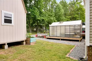1007 High Rock Shores Dr, Lexington, NC 27292 - Photo 33
