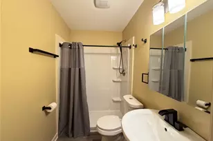 1706 Alice Ave, Greensboro, NC 27401 - Photo 15