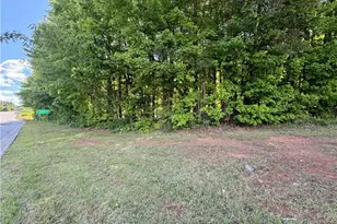 2320 E Green Dr, High Point, NC 27260 - Photo 3