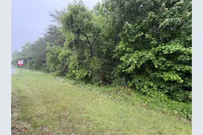 2320 E Green Drive, High Point, NC 27260 - Photo 3