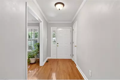 6014 Evelyn Lane, Pleasant Garden, NC 27313 - Photo 7