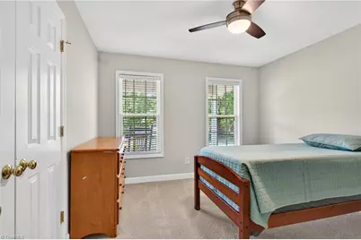 6014 Evelyn Lane, Pleasant Garden, NC 27313 - Photo 17