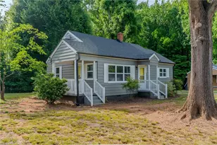 519 N Staley St, Liberty, NC 27298 - Photo 3