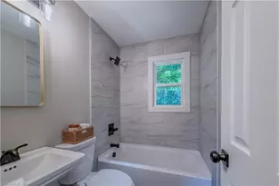 519 N Staley St, Liberty, NC 27298 - Photo 15