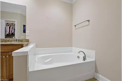 1475 Neville Gardens Lane, Winston-Salem, NC 27103 - Photo 15