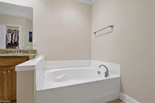 1475 Neville Gardens Ln, Winston-Salem, NC 27103 - Photo 15