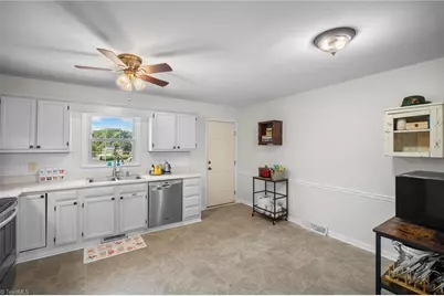 136 Central Ridge Court, Clemmons, NC 27012 - Photo 21
