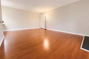 2935 Oaktop Cir, Greensboro, NC 27410 - Photo 5
