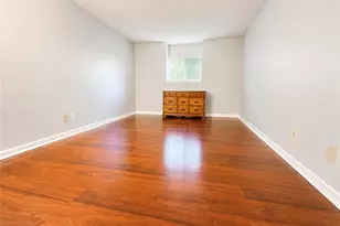 2935 Oaktop Cir, Greensboro, NC 27410 - Photo 17
