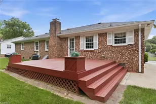 3420 Glouchester Ln, Greensboro, NC 27410 - Photo 3