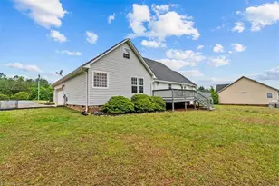 2529 Danny Bell Rd, Asheboro, NC 27205 - Photo 5