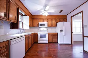 136 Chrisfield Cir, Winston-Salem, NC 27104 - Photo 5