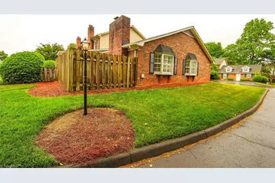 136 Chrisfield Circle, Winston-Salem, NC 27104 - Photo 3