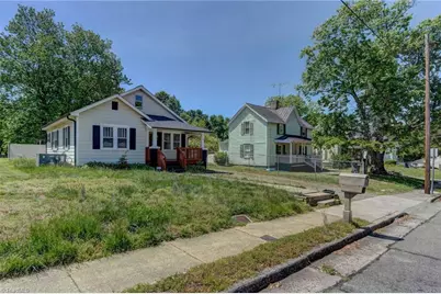 209 Burton Street, Reidsville, NC 27320 - Photo 3